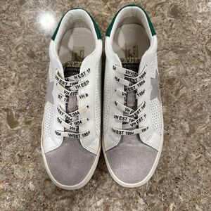 White and Gray Vintage Havana Shoes